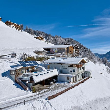 Boutique Appartements Saalbach-Hinterglemm Bagian luar foto