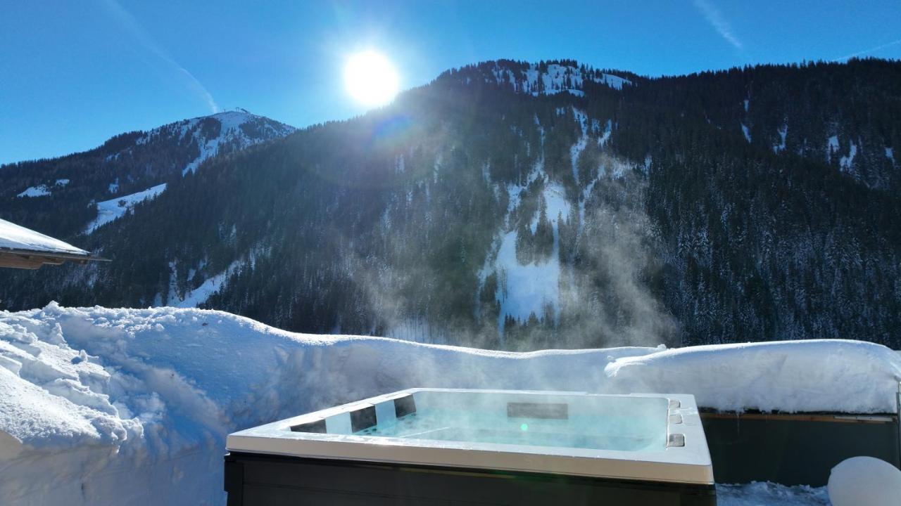 Boutique Appartements Saalbach-Hinterglemm Bagian luar foto