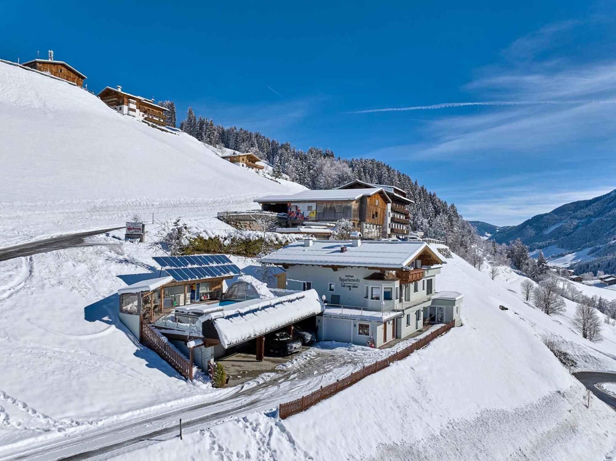 Boutique Appartements Saalbach-Hinterglemm Bagian luar foto